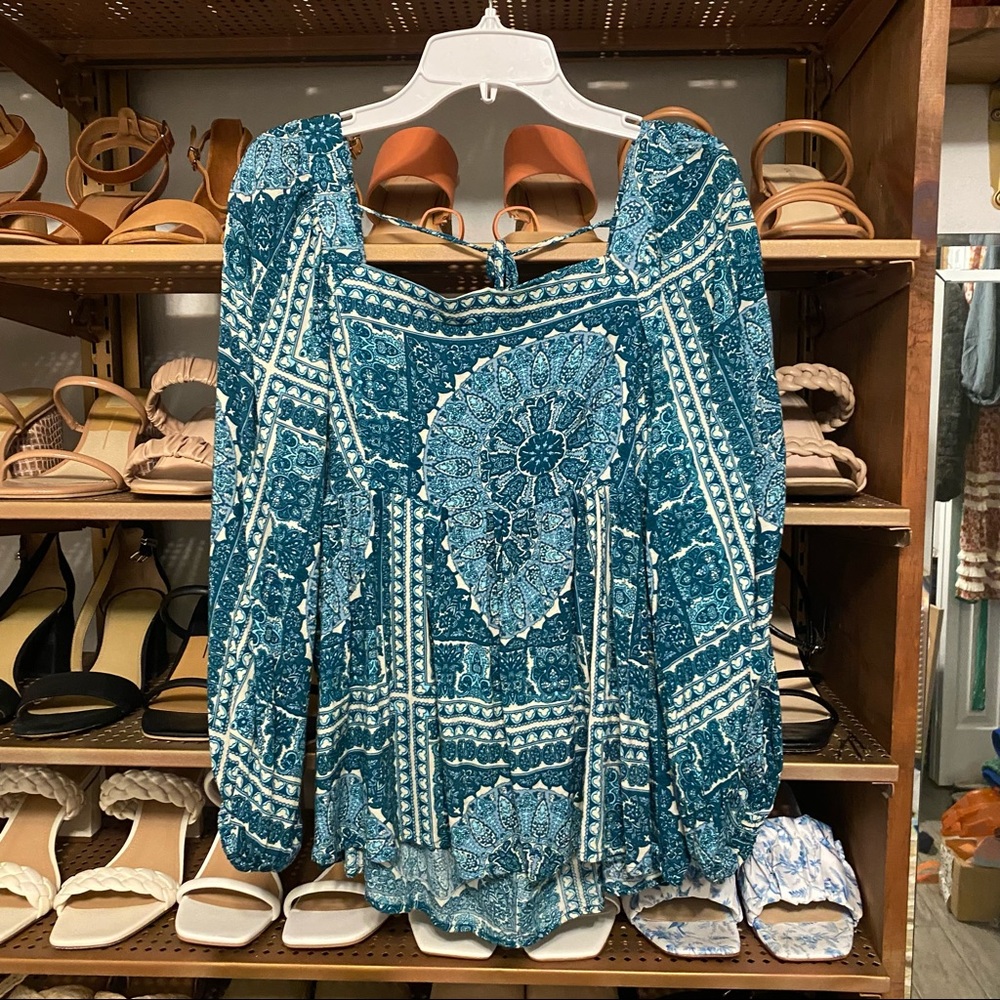 NEW Teal & White Paisley Top